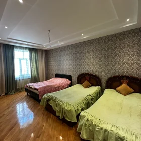 In Baku 85.0 m² apartment is for rent - Image 5