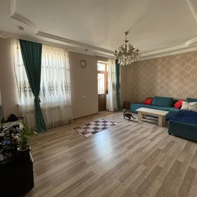 In Khirdalan 147.0 m² apartment is for sale - Image 2