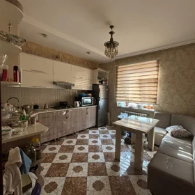 In Khirdalan 147.0 m² apartment is for sale - Image 3