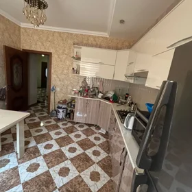 In Khirdalan 147.0 m² apartment is for sale - Image 4