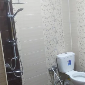 In Baku 60.0 m² apartment is for sale - Image 3