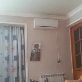 In Baku 140.0 m² house with 6.0 rooms is for sale - Image 2