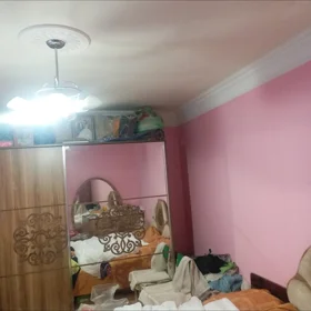 In Baku 140.0 m² house with 6.0 rooms is for sale - Image 4