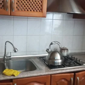 In Baku 160.0 m² apartment is for rent - Image 3