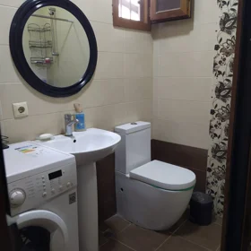 In Baku 60.0 m² apartment is for rent - Image 5