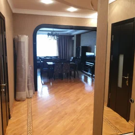 In Baku 113.0 m² apartment is for rent - Image 4