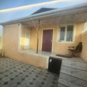 In Baku 65.0 m² apartment is for rent - Image 3