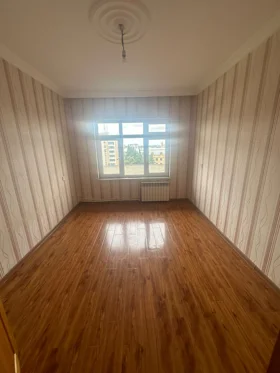In Baku 60.0 m² apartment is for rent - Image 2