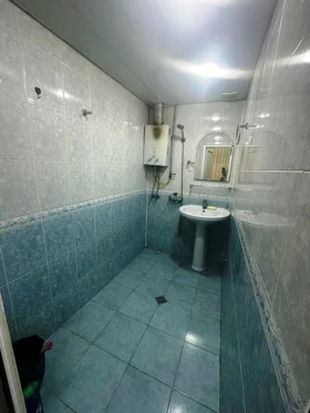 In Baku 60.0 m² apartment is for rent - Image 5