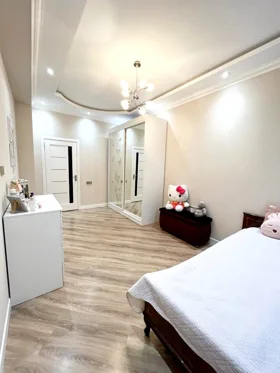 In Baku 100.0 m² apartment is for rent - Image 2