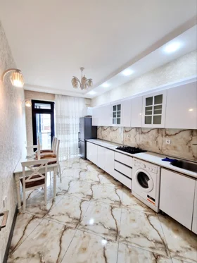 In Baku 100.0 m² apartment is for rent - Image 4