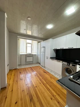 In Baku 65.0 m² apartment is for rent - Image 5