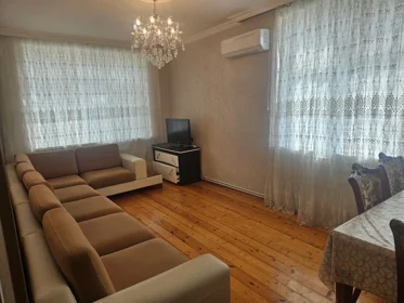 In Baku 65.0 m² apartment is for rent - Image 2