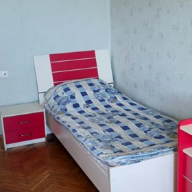 In Baku 70.0 m² apartment is for rent - Image 3