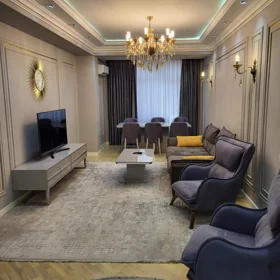 In Baku 100.0 m² apartment is for rent - Image 2