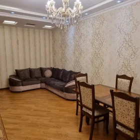 In Baku 120.0 m² apartment is for rent - Image 5