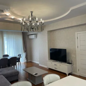 Baku-da 135.0 m2 mənzil kirayə verilir - Şəkil 3