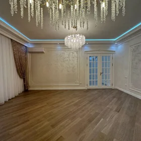 In Baku 154.0 m² apartment is for sale - Image 3