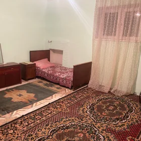 In Baku 80.0 m² house with 2.0 rooms is for rent - Image 2