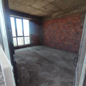 In Baku 92.0 m² apartment is for sale - Image 3