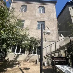 In Baku 141.0 m² house with 6.0 rooms is for sale - Image 3