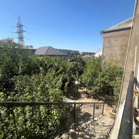 In Baku 141.0 m² house with 6.0 rooms is for sale - Image 4