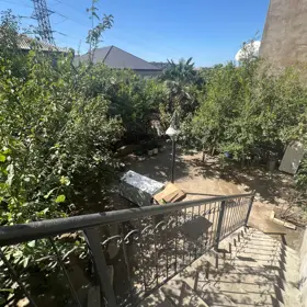 In Baku 141.0 m² house with 6.0 rooms is for sale - Image 5