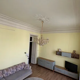 In Baku 100.0 m² apartment is for rent - Image 2