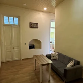 In Baku 100.0 m² apartment is for rent - Image 5