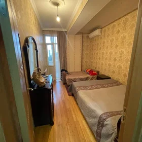 In Baku 54.0 m² apartment is for sale - Image 2