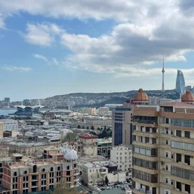 In Baku 110.0 m² apartment is for rent - Image 2