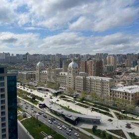 In Baku 110.0 m² apartment is for rent - Image 4