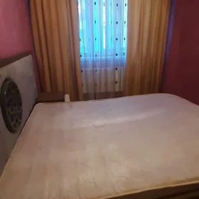 In Baku 70.0 m² apartment is for rent - Image 4