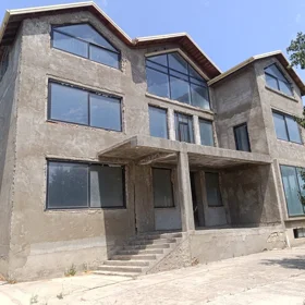 In Baku 820.0 m² house with 14.0 rooms is for sale - Image 3