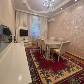 In Baku 85.0 m² apartment is for sale - Image 2