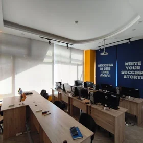 In Baku 180.0 m² office is for rent - Image 2
