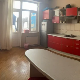 In Baku 150.0 m² apartment is for sale - Image 2