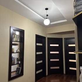 Baku-da 90.0 m2 mənzil satılır - Şəkil 2
