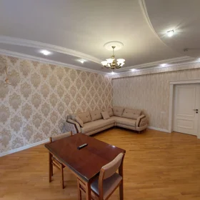 Baku-da 75.0 m2 mənzil kirayə verilir - Şəkil 2