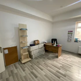 Baku-da 141.0 m2 ofis kirayə verilir - Şəkil 3