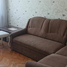 In Baku 70.0 m² apartment is for rent - Image 2