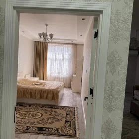 In Baku 110.0 m² apartment is for rent - Image 3
