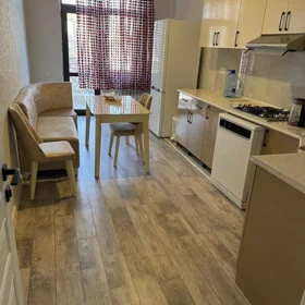 In Baku 110.0 m² apartment is for rent - Image 4