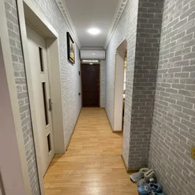 In Baku 60.0 m² house with 3.0 rooms is for rent - Image 5
