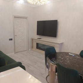 In Baku 90.0 m² apartment is for sale - Image 2