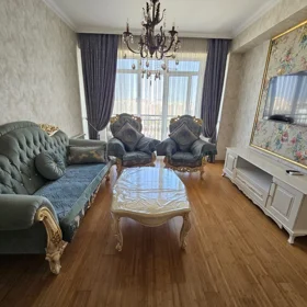 In Baku 72.0 m² apartment is for rent - Image 2