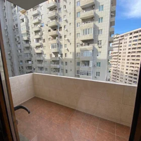 In Baku 90.0 m² apartment is for sale - Image 4