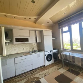 In Baku 90.0 m² apartment is for sale - Image 5