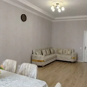 In Baku 74.0 m² apartment is for sale - Image 4