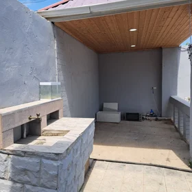 In Baku 200.0 m² house with 4.0 rooms is for rent - Изображение 4